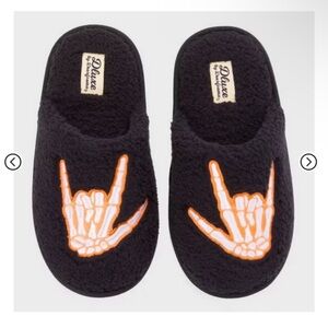 Dluxe by DEARFOAMS Sherpa Cozy Slippers Skuff Skeleton Toddler 11/12 NWT